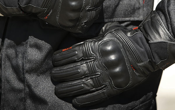 Motorcycle riding gloves for men| Touring | Seventy degrees